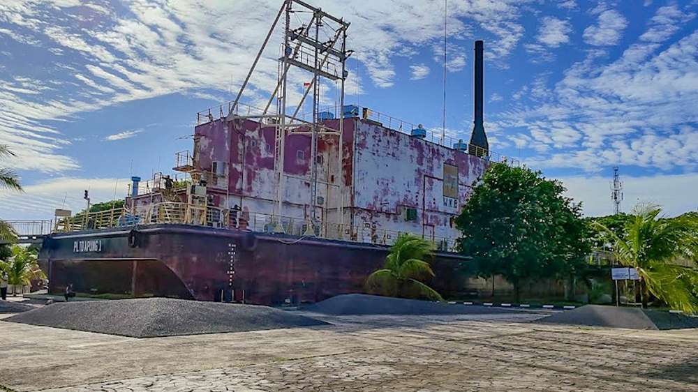 banda aceh_pltd apung ship