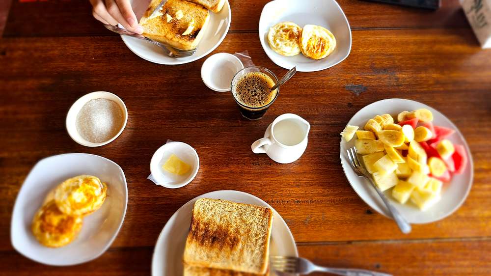 breakfast at freddie's_pulau weh