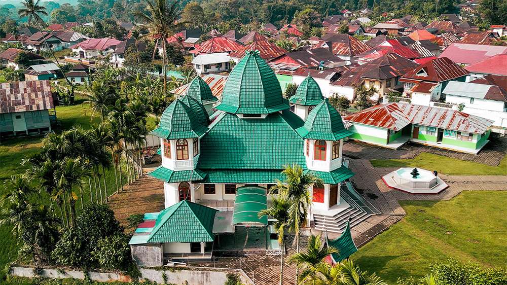 nurul iman mosque bukittinggi