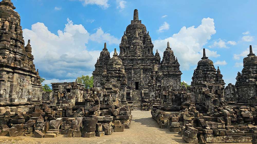 prambanan hindu temple yogyakarta java