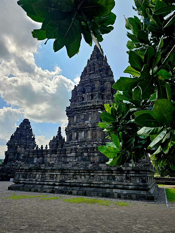 prambanan yogyakarta java