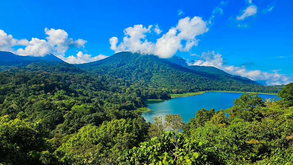 twin lake viewpoint munduk north bali