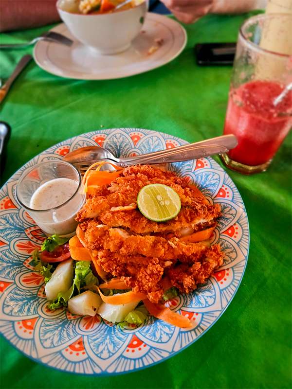 crispy chicken gili air