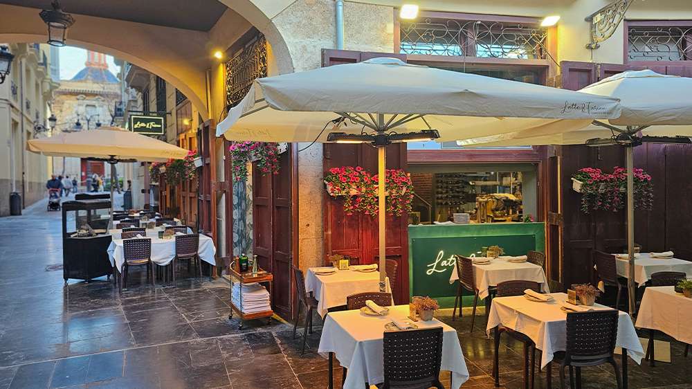 cute restaurant at plaza redonda in valencia