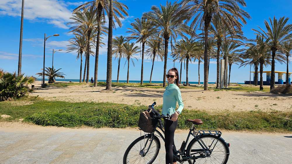 exploring Valencia on 2 wheels