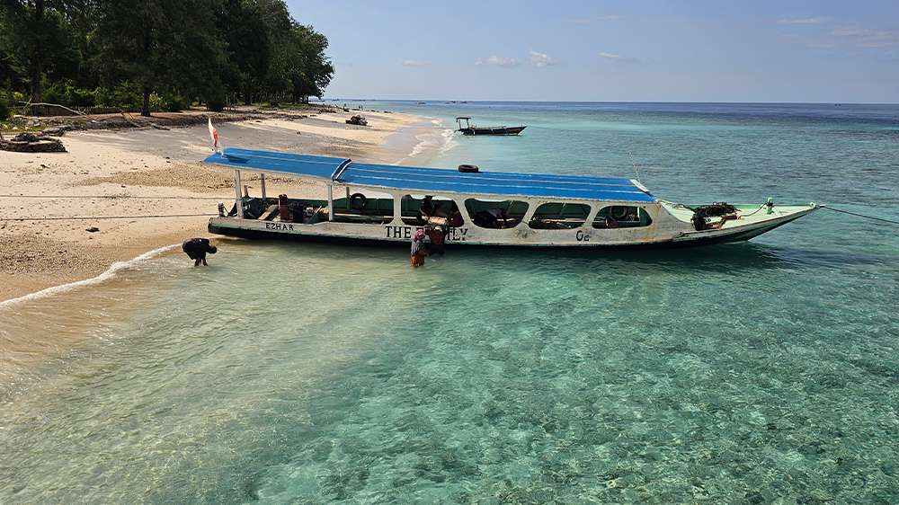 getting to gili islands by boat2