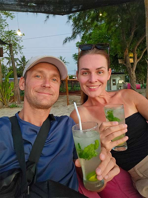 gili air sunset cocktails