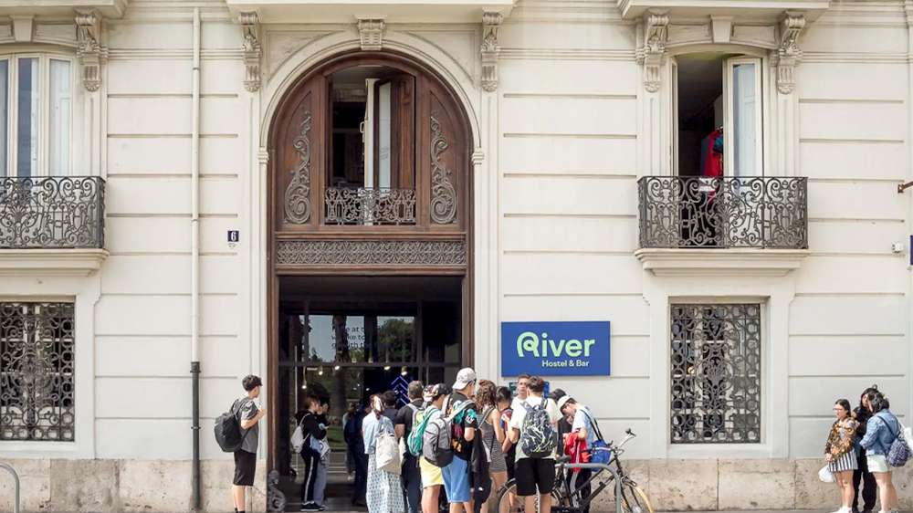 river hostel valencia spain2