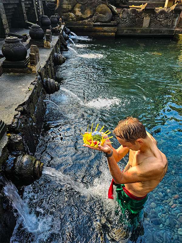 tirta empul water purification ceremony ubud bali