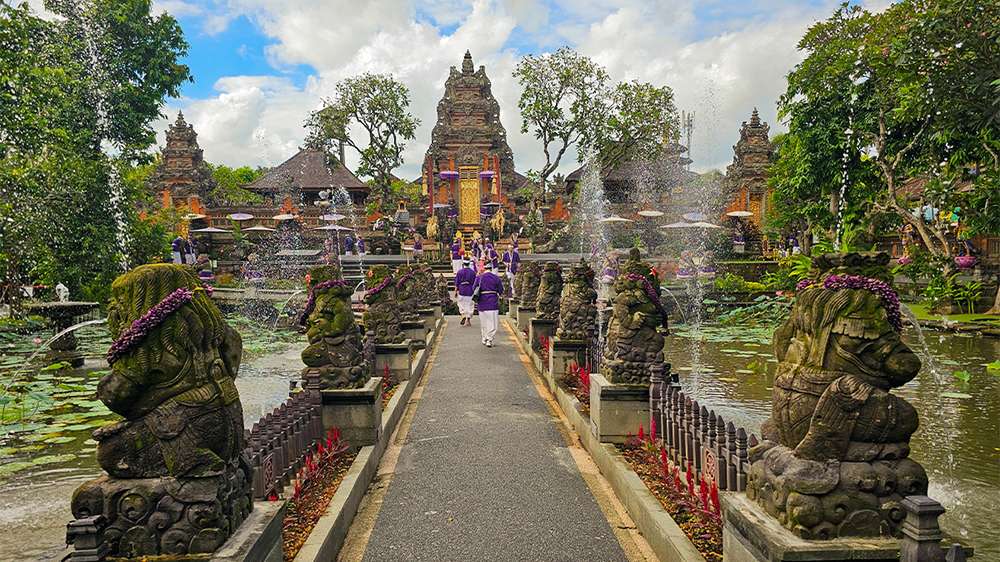ubud water palace, bali