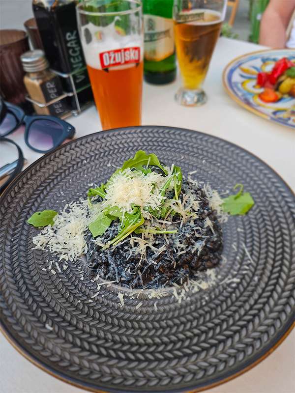 black risotto pula