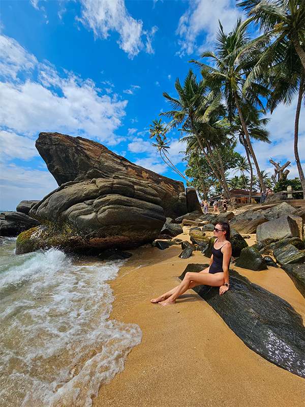 dalawella beach, sri lanka