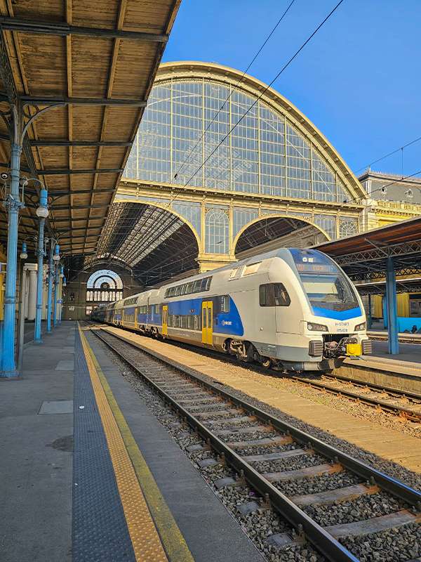 getting to budapest by train