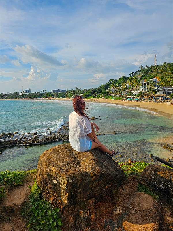 mirissa parrot rock, sri lanka