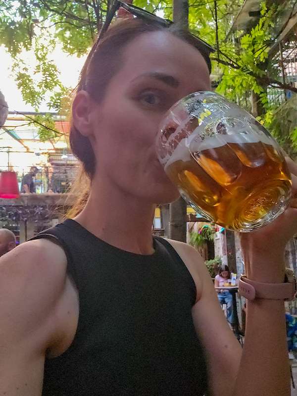 szimpla ruin bar garden, budapest, hungary