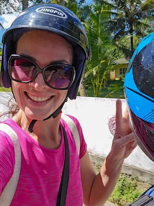 getting around by scooter on the south coast in sri lanka