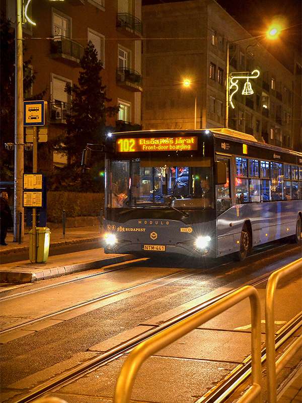 budapest nightbus, hungary