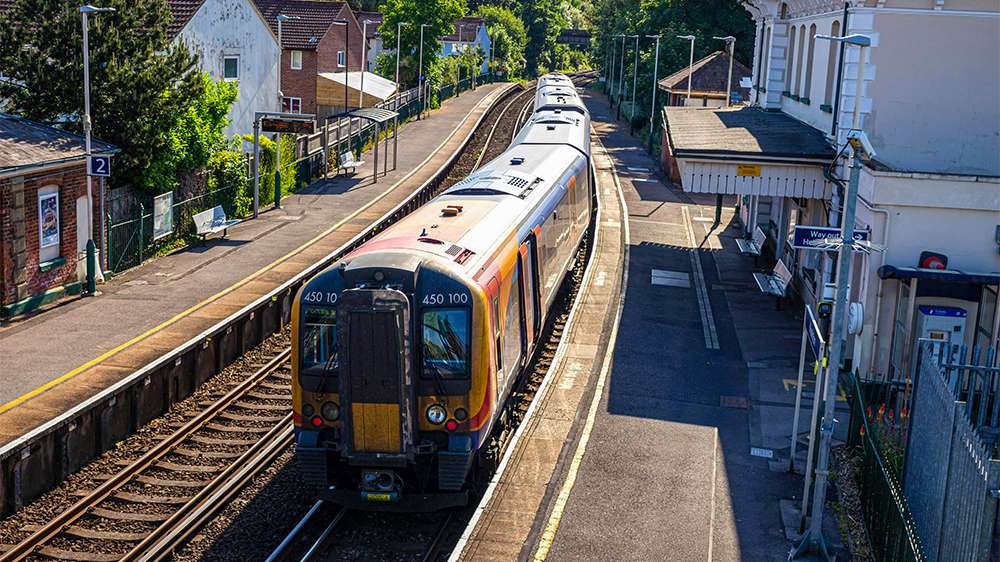 taking a day trip from london by train in england