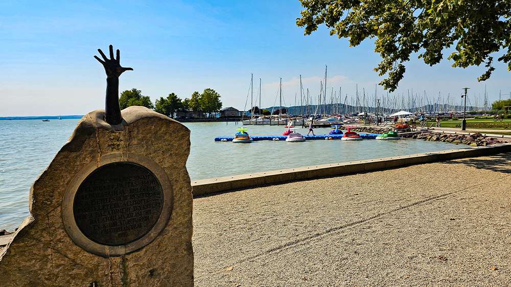 balatonfured tagore, balaton, hungary