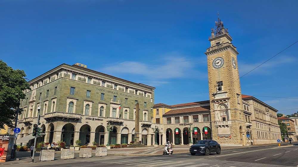 Torre dei caduti, bergamo, italy