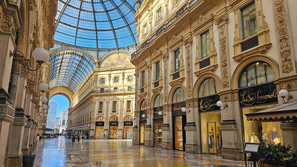 galleria vittorio emanuele II in milan2, italy