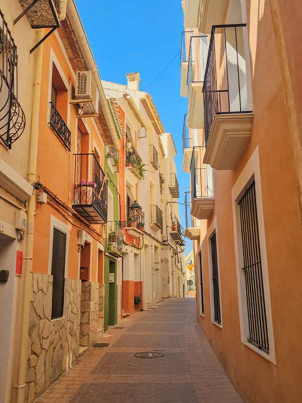 colourful streets of villajoyosa