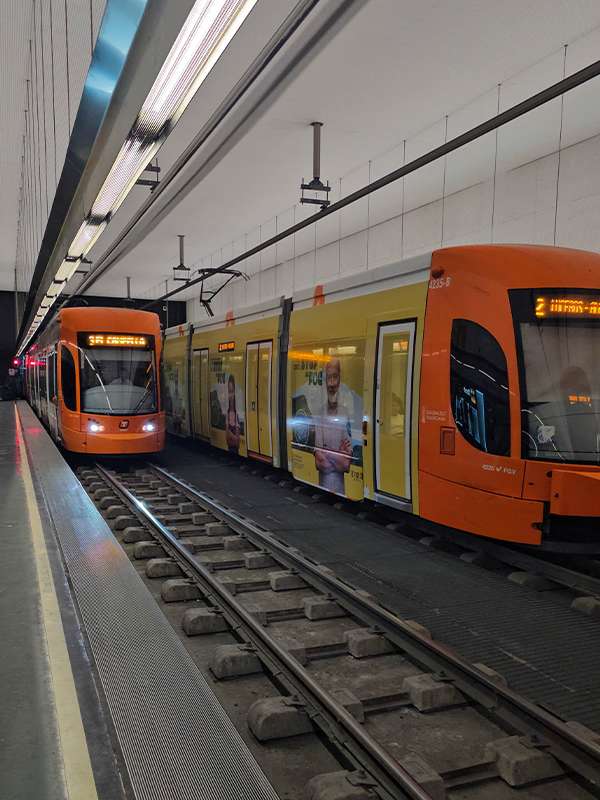 getting around by tram in alicante