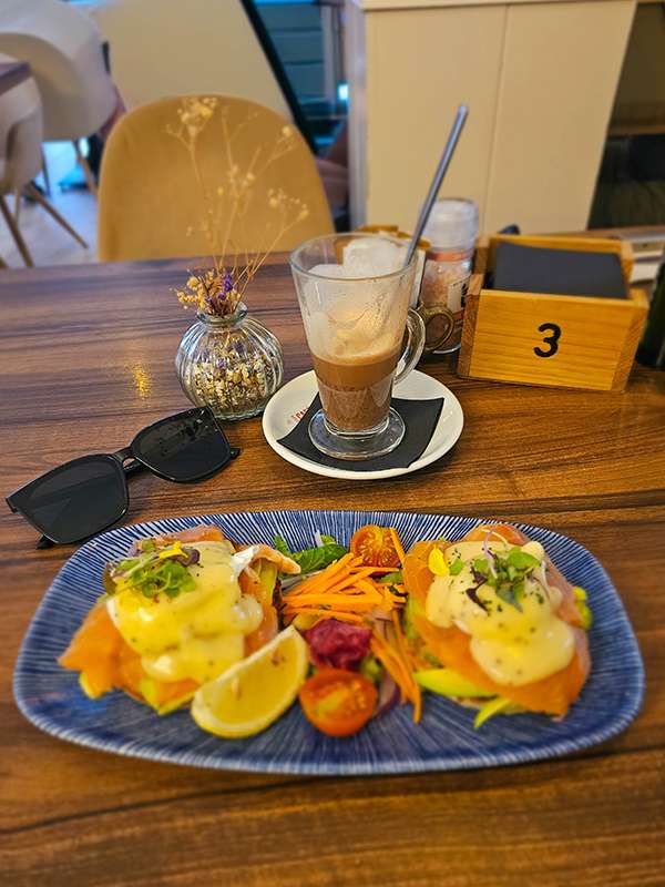 martisano cafe in alicante, spain