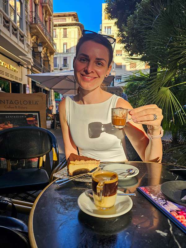 santa gloria cafe, alicante, spain